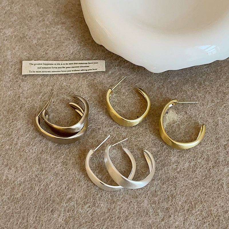 C-Shaped Stud Earrings - DippedShop Wholesale - #3283