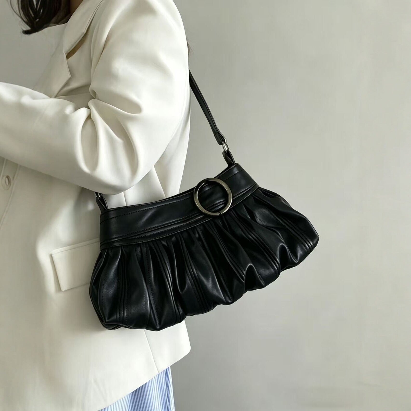 Black Ruched Crescent Underarm Bag 6W10BBG2010