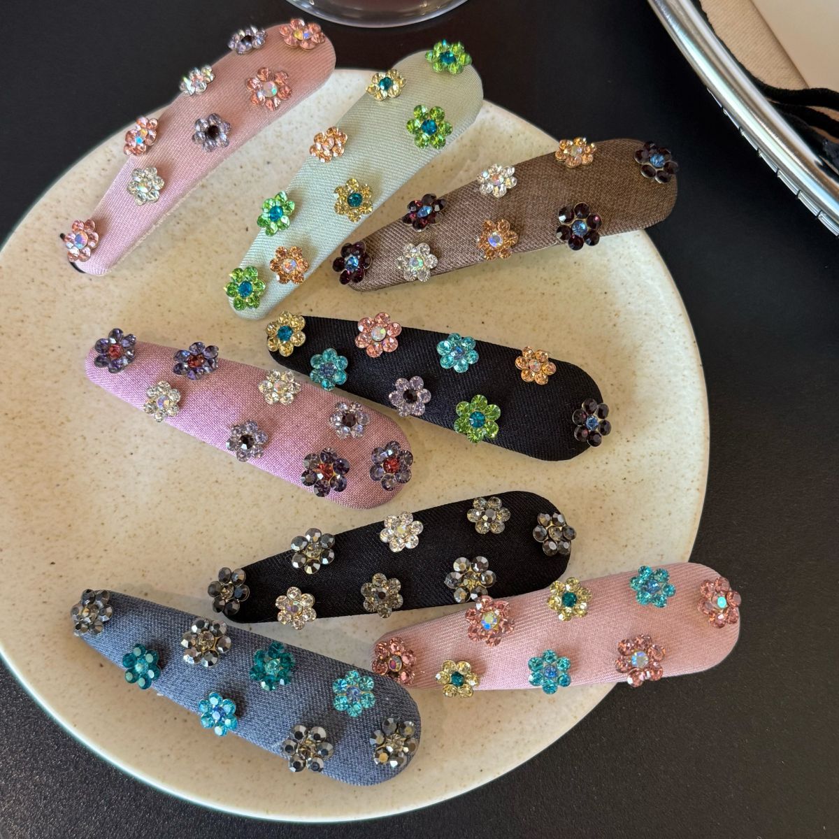 Sweet Rhinestones Floral Oval Hair Clips 6W6HCP1242