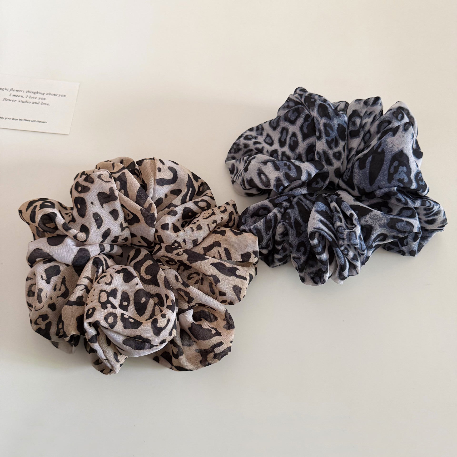 Oversized Leopard Print Hair Scrunchie MK2BW6W6HSR04