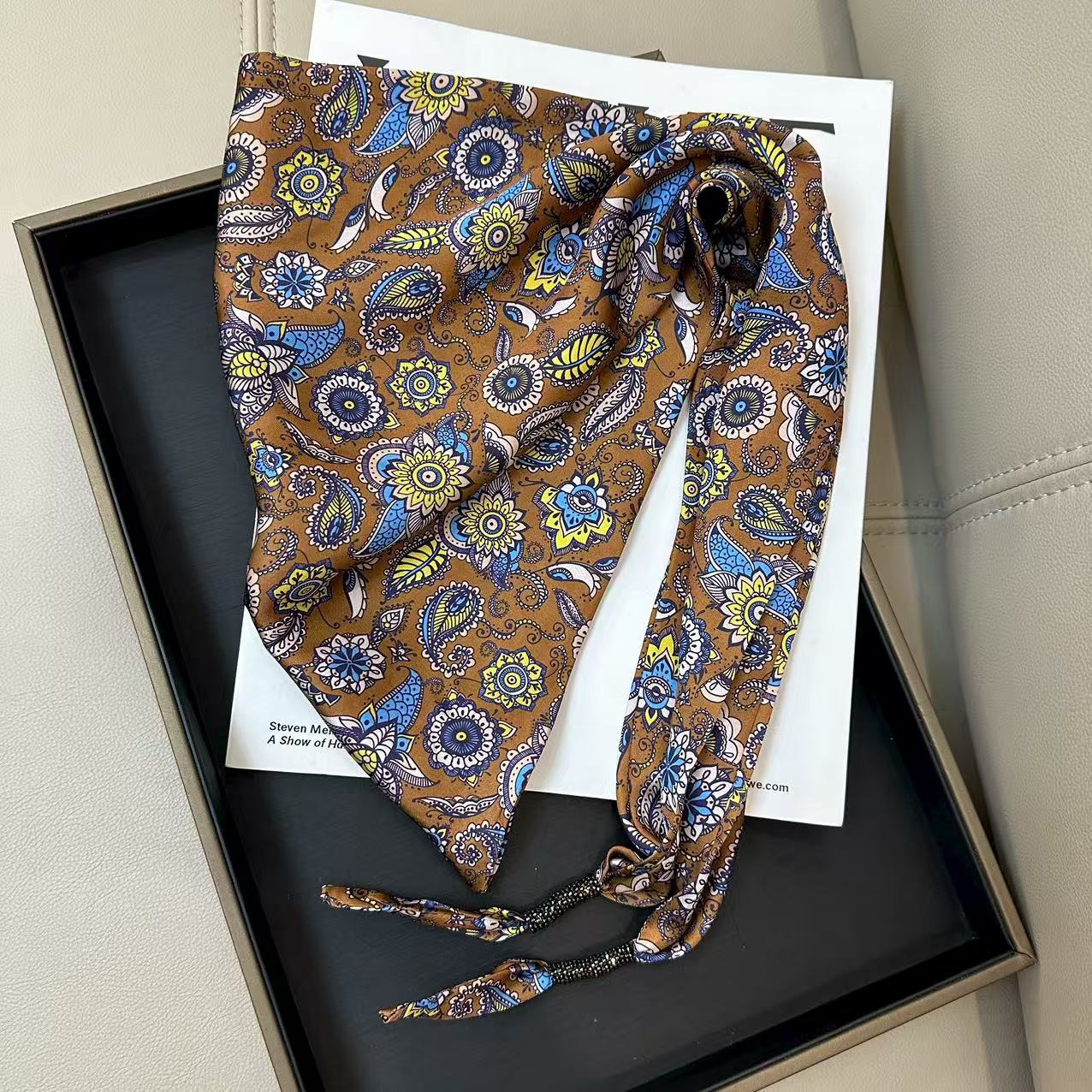 Chic Cashew Print Triangle Silk Scarf 6W6NSI242