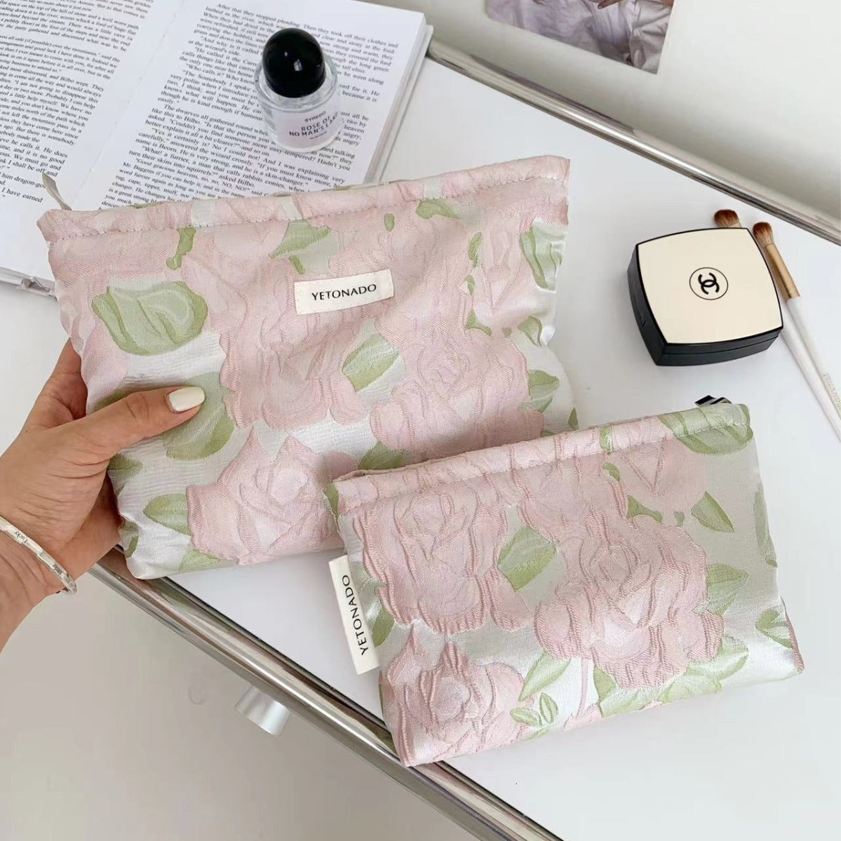 Simple Floral Embroidery Travel Makeup Bag MK2BW6W10BOB401