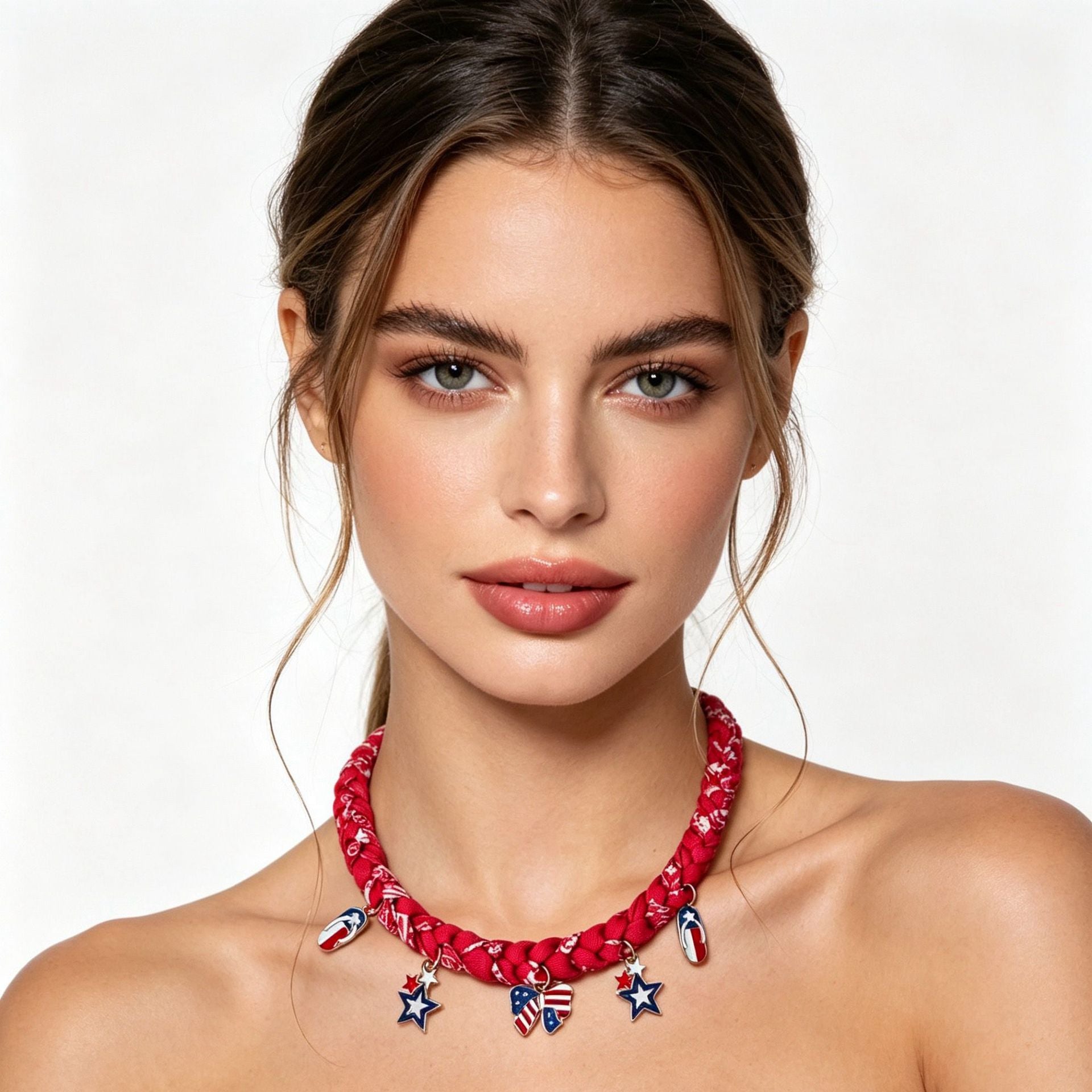 Boho-Style Hand Woven USA Flag Choker Necklace 8ZA6JNC286T