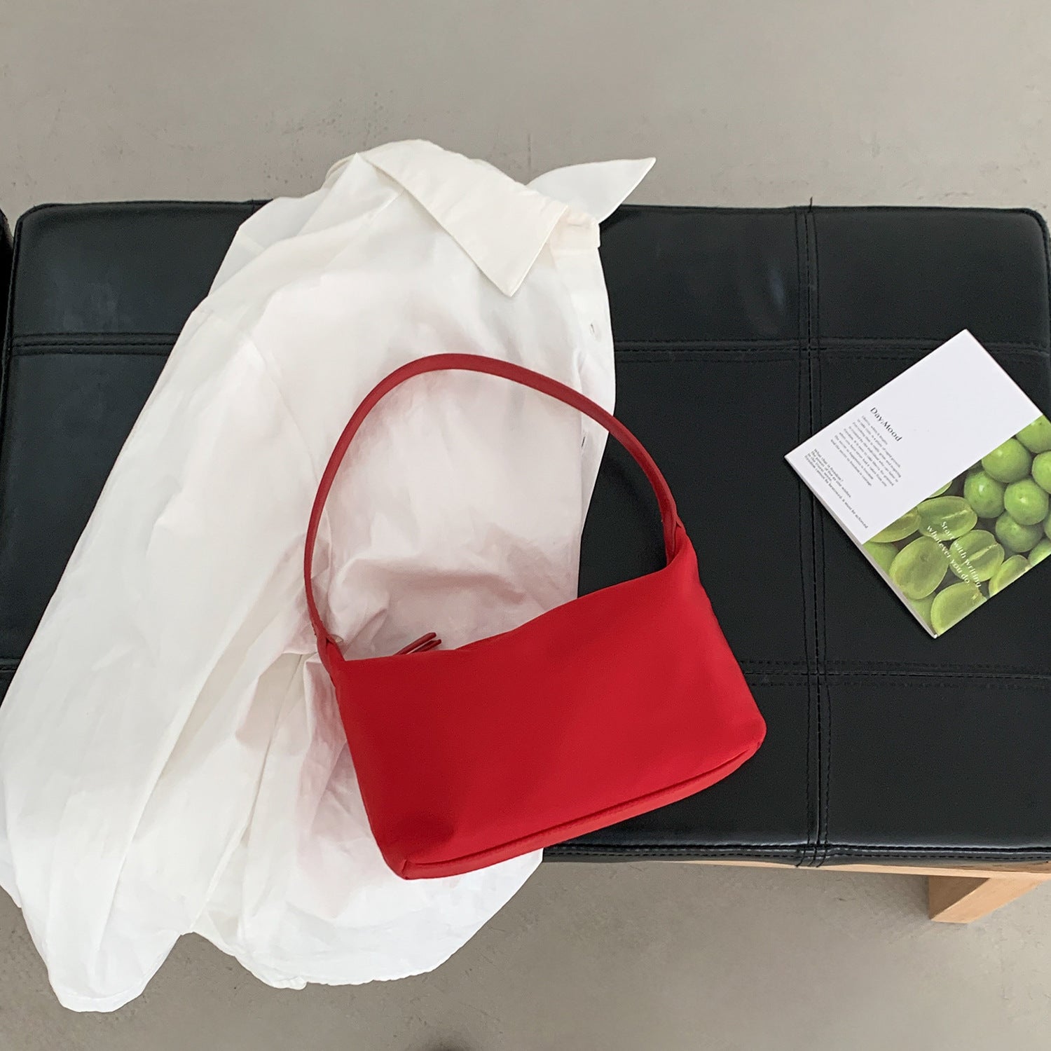 Simple Solid Color Nylon Handbag 6W10BBG1359