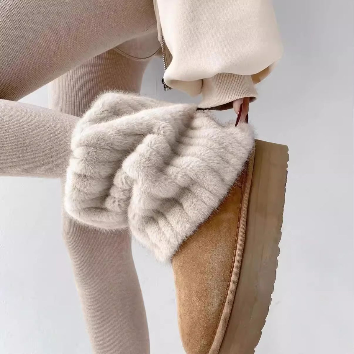 Fluffy Faux Velvet Thermal Boot Cuffs 6W8FSO880