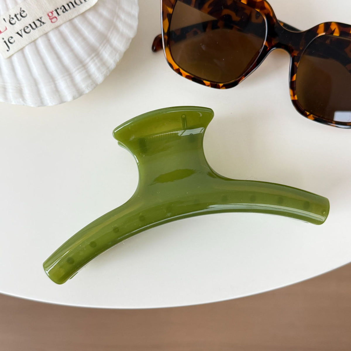 Minimalsit Large Thick Hair Non-Slip Hair Claw 6W6HCP1618