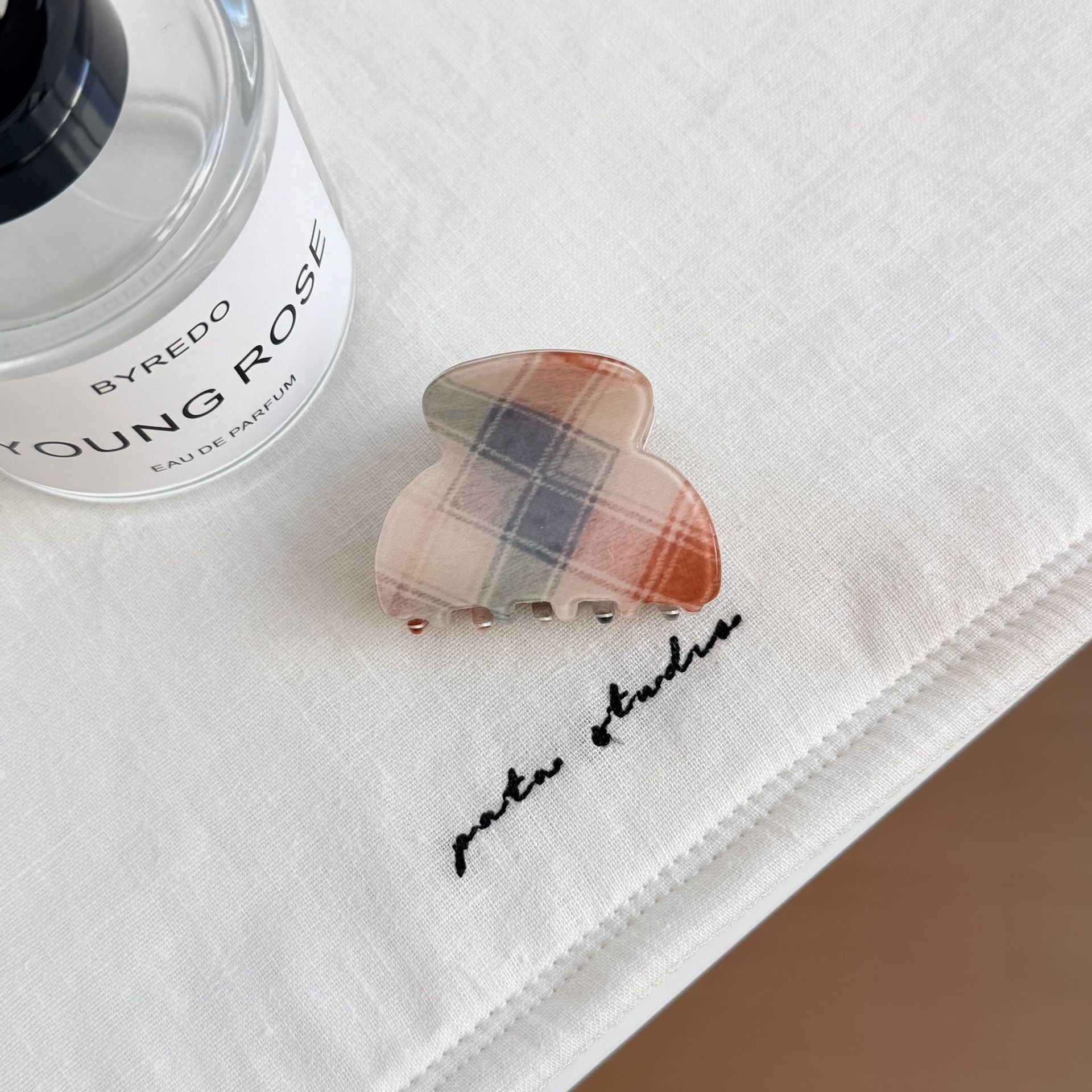 Plaid Acrylic Hair Claw - DippedShop Wholesale - #1411