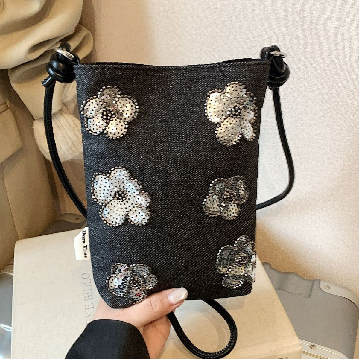 Vintage Floral Emroidery Crossbody Phone - DippedShop Wholesale - #3187