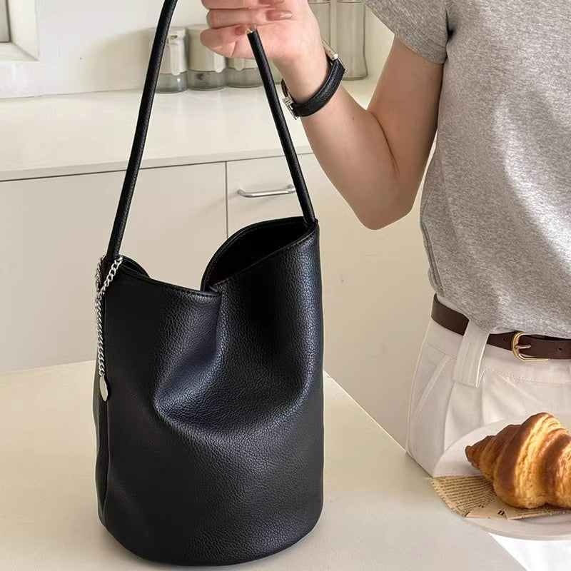 Minimalist Solid Color Bucket Underarm - DippedShop Wholesale - #2083