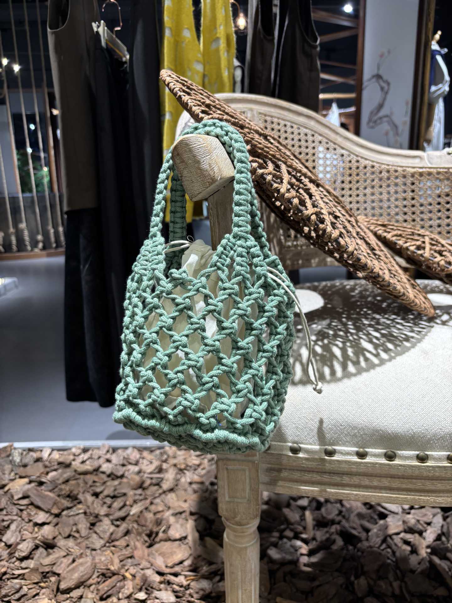 Hand-Woven Solid Handbag - DippedShop Wholesale - #0771