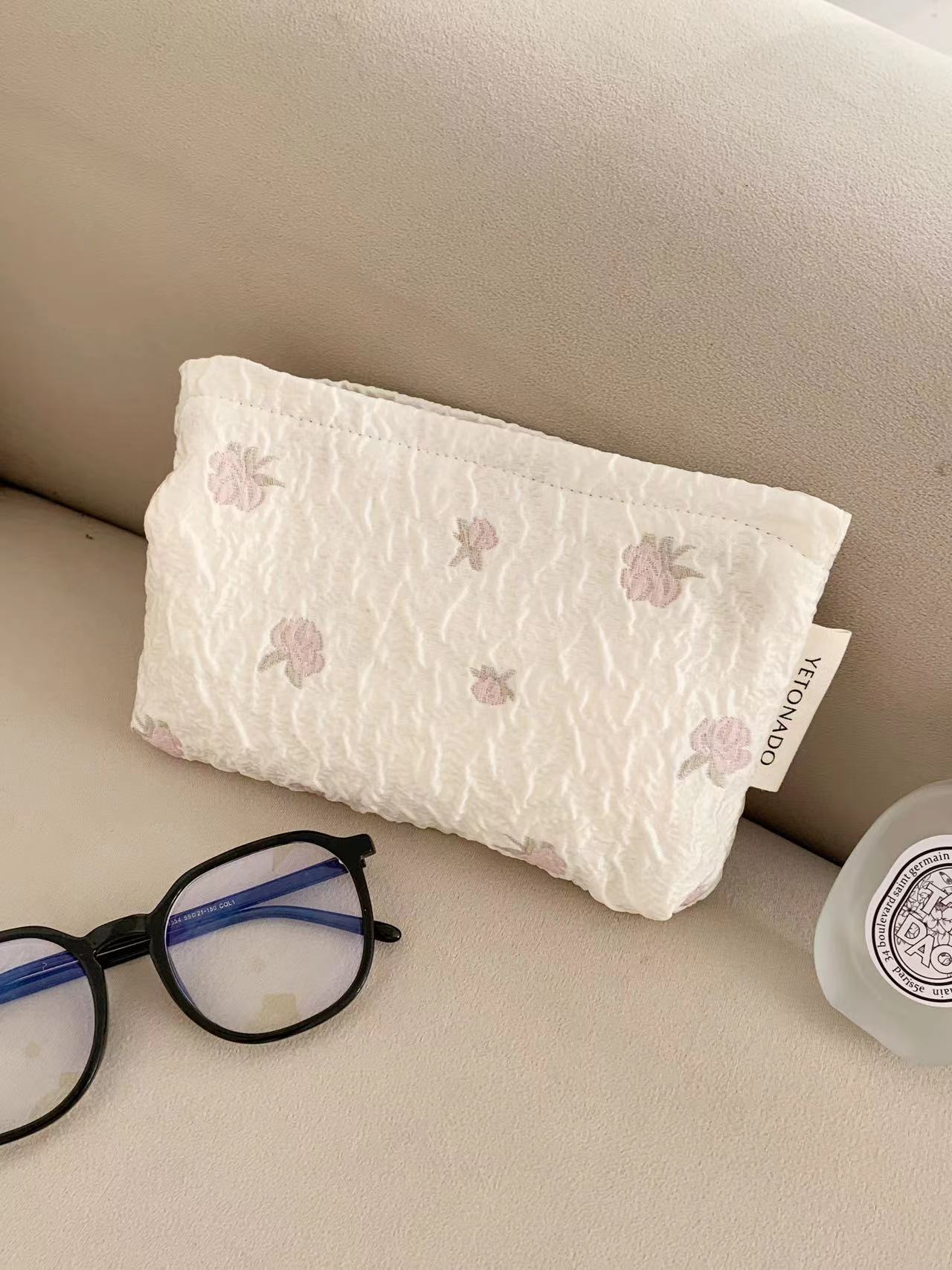 Elegant Rose Embroidery Large Capacity Cosmetic Bag MK2BW6W10BOB408