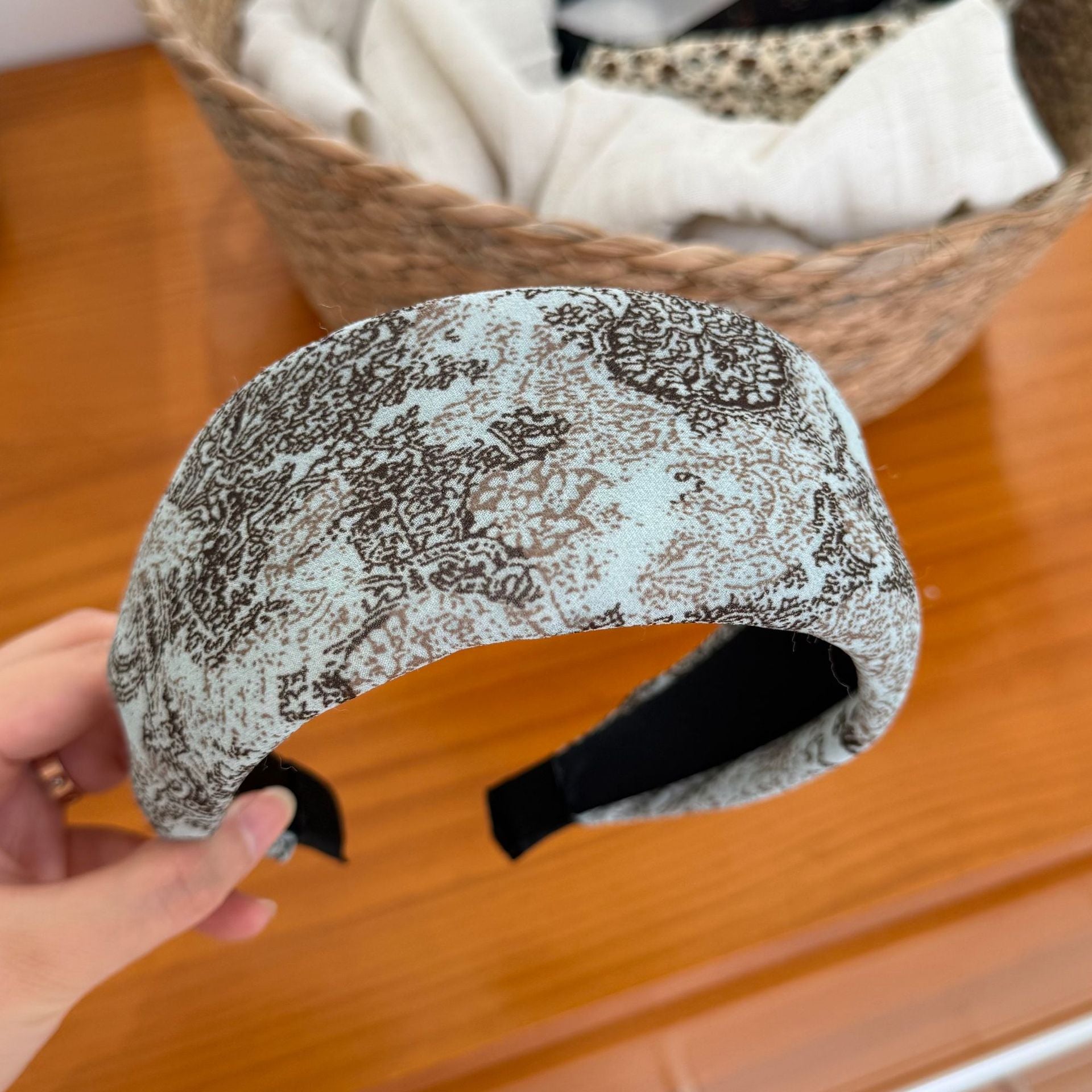 Vintage Floral Polka Dot Wide Headband 6W6HBD280