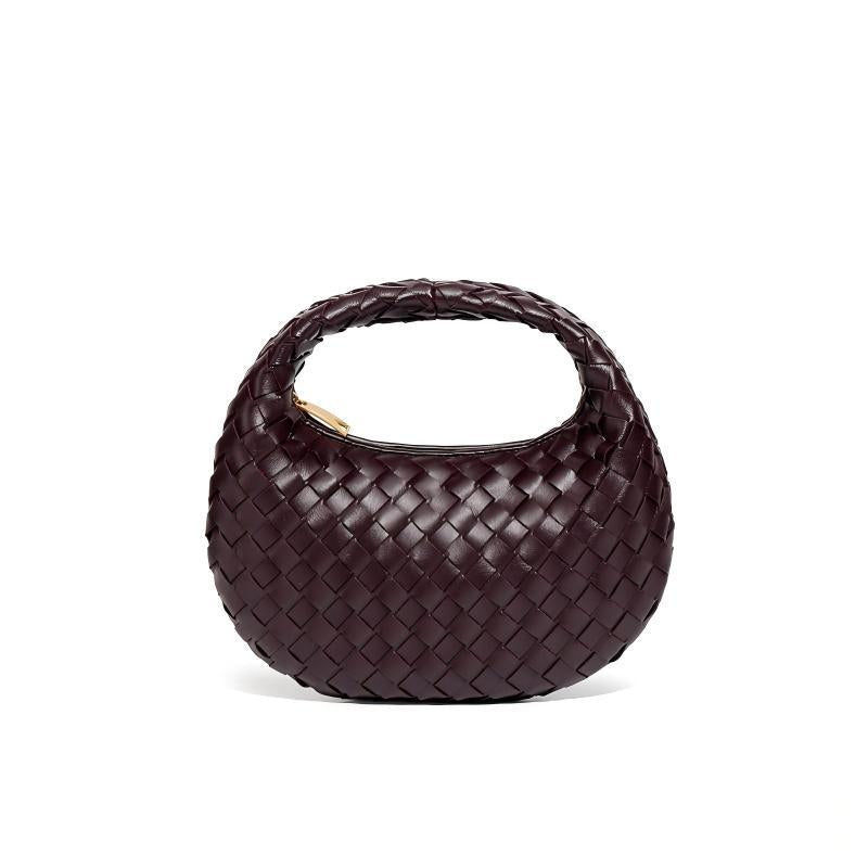 Trendy Hand-Woven Crescent Underarm Handbag 6W10BBG1392