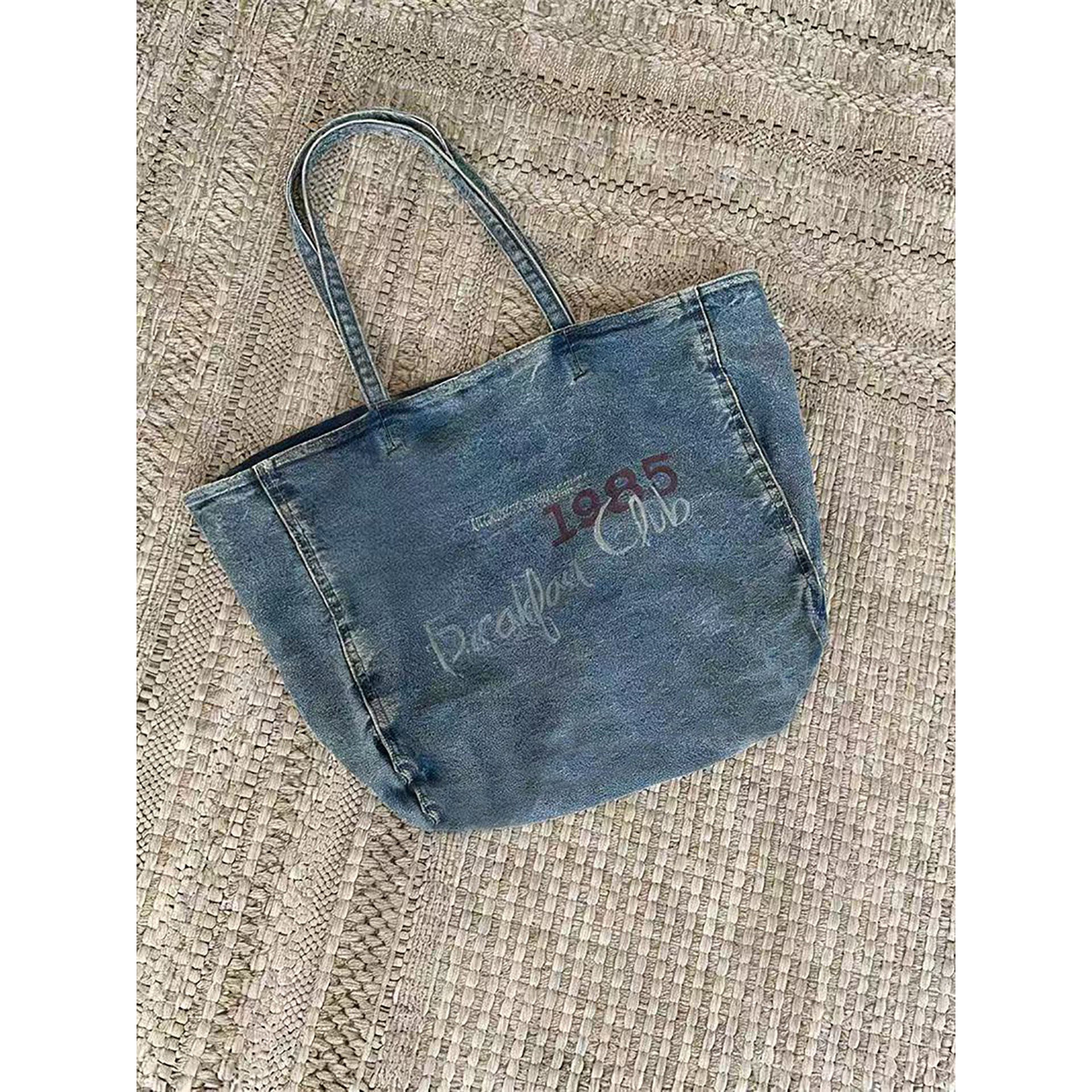 Classic Letter Print Large Capacity Shoulder Bag 6W10BBG1393