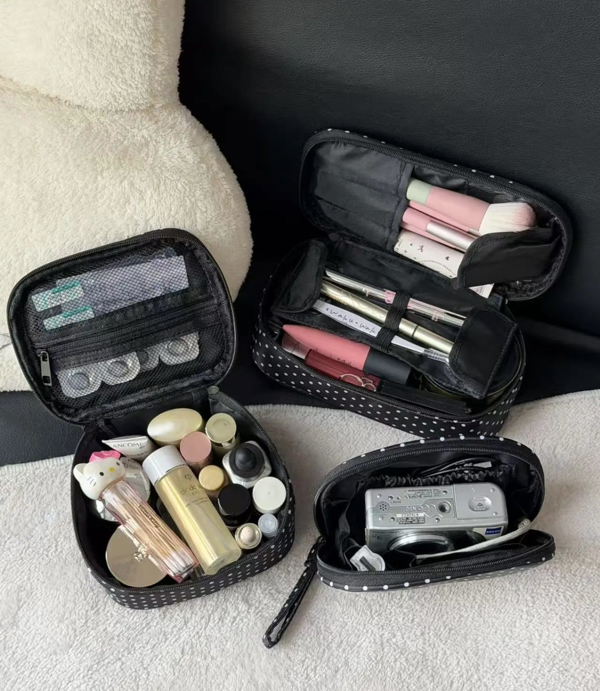 Cute Polka Dots Portable Makeup Bag MK2BW6S10BOB78