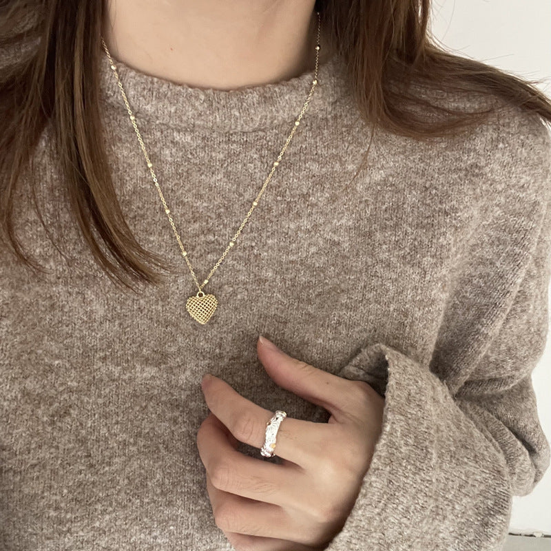 Hollow Out Love Pendant Necklace - DippedShop Wholesale - #3027