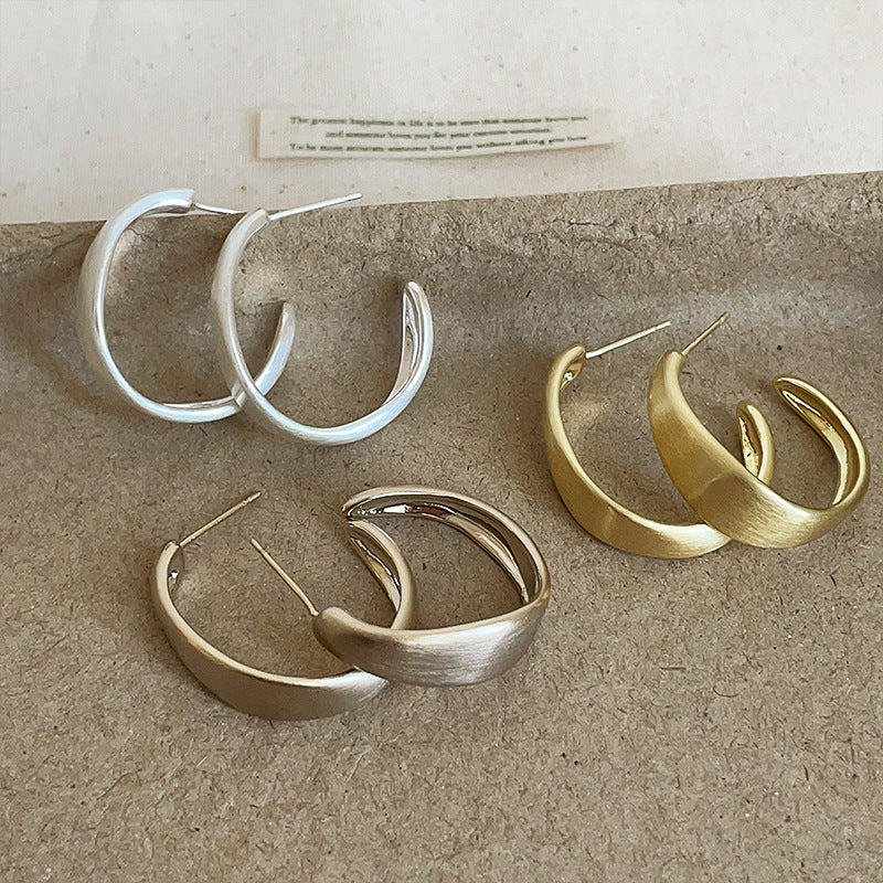 C-Shaped Stud Earrings - DippedShop Wholesale - #0515