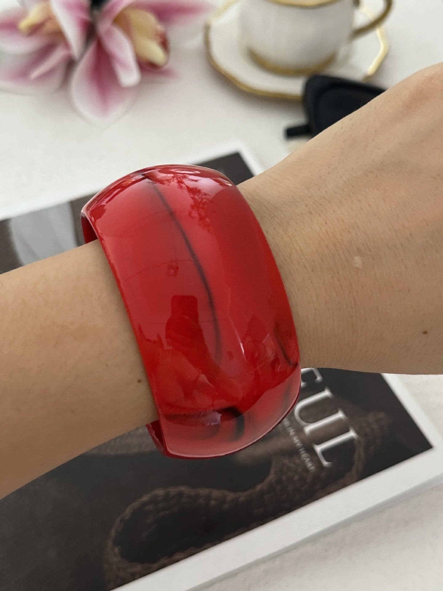 Chunky Oval Resin Wide Bangle Bracelet 6W6JBR606