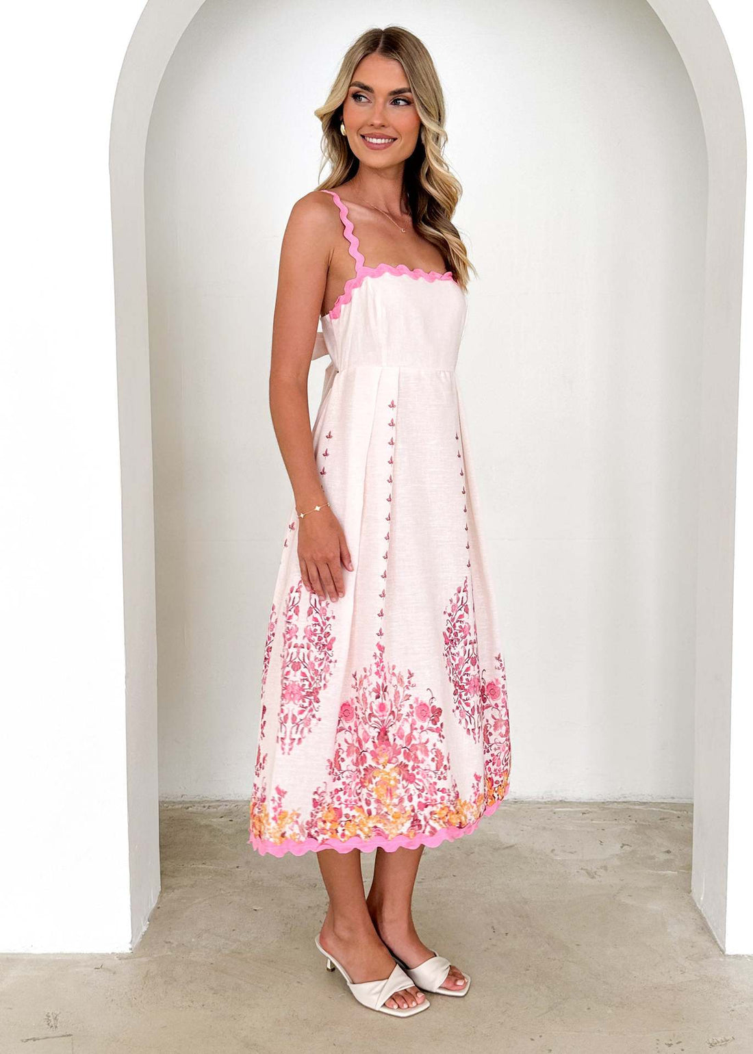Back Bow Sleeveless Print Spaghetti Dress DP25B520
