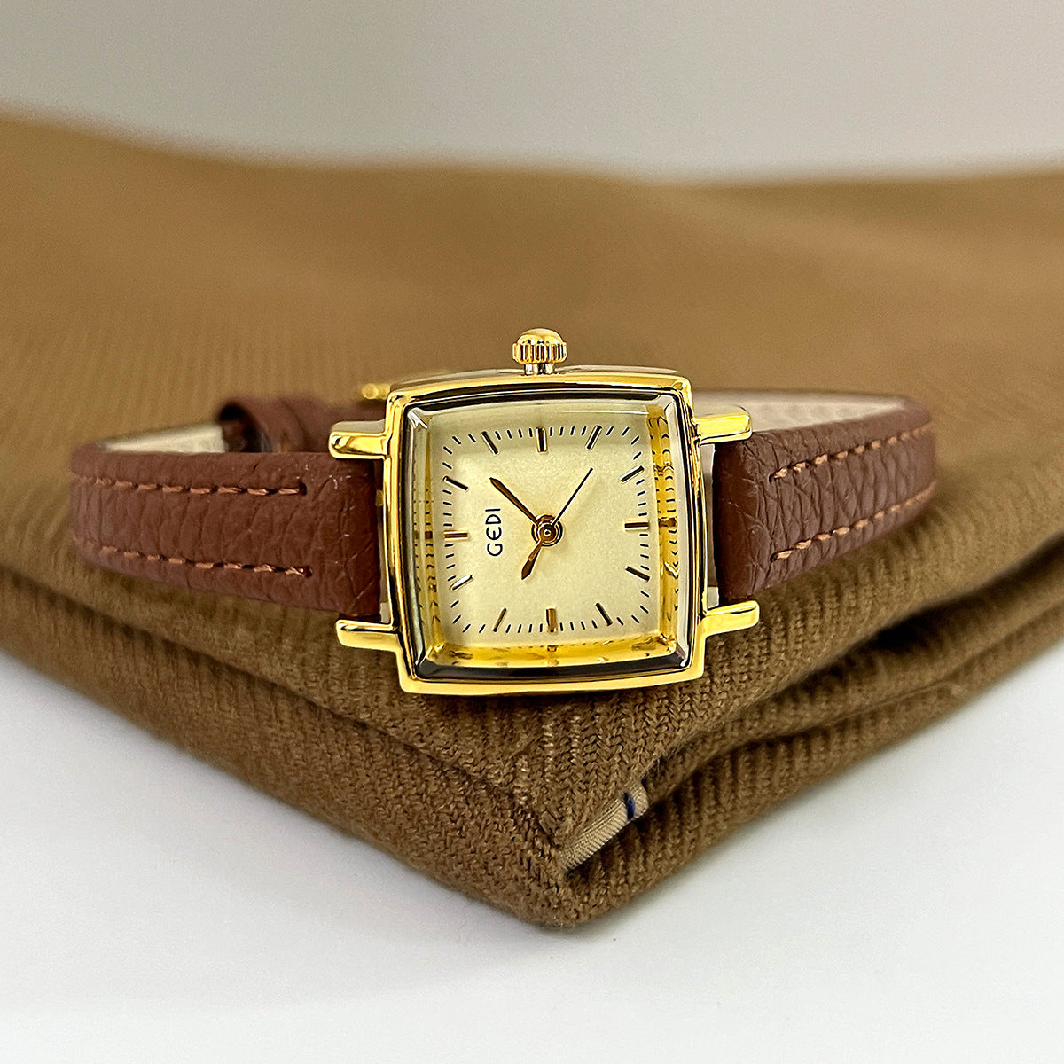 Vintage Square Dial Quartz Leather Strap Watch MK2SSAS6W6JWA03