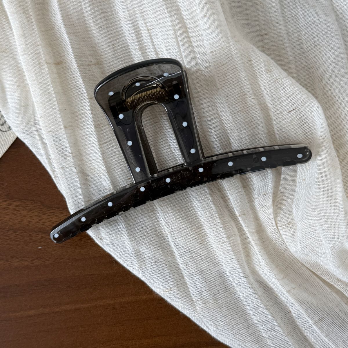 Minimalist Polka Dots Versatile Hair Claw 8AS6HCP303L