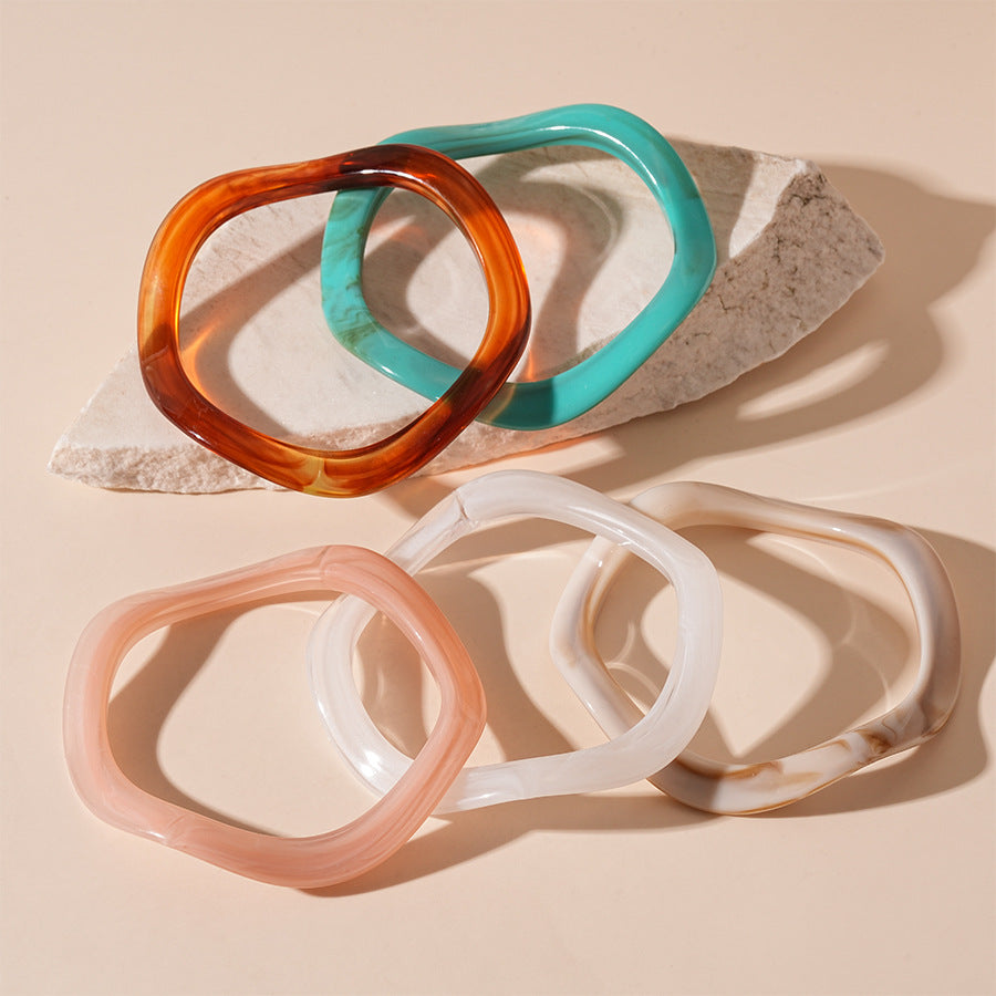 Irregular Wave Single Acrylic Bracelet DP25D622