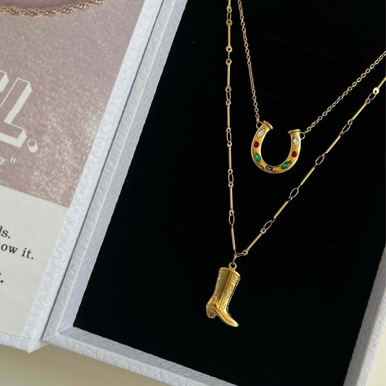 Creative Gold Plated Boot Pendant Choker Necklace 6W6JNC641