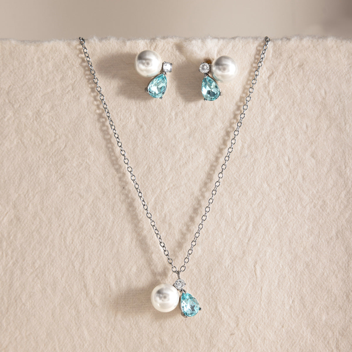 Classic Teardrop Cubic Zirconia Chain Necklace 6W6JNC404L