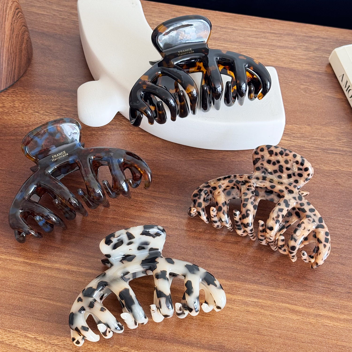Retro Leopard Print Non-Slip Acetate Hair Claw 6W6HCP1295