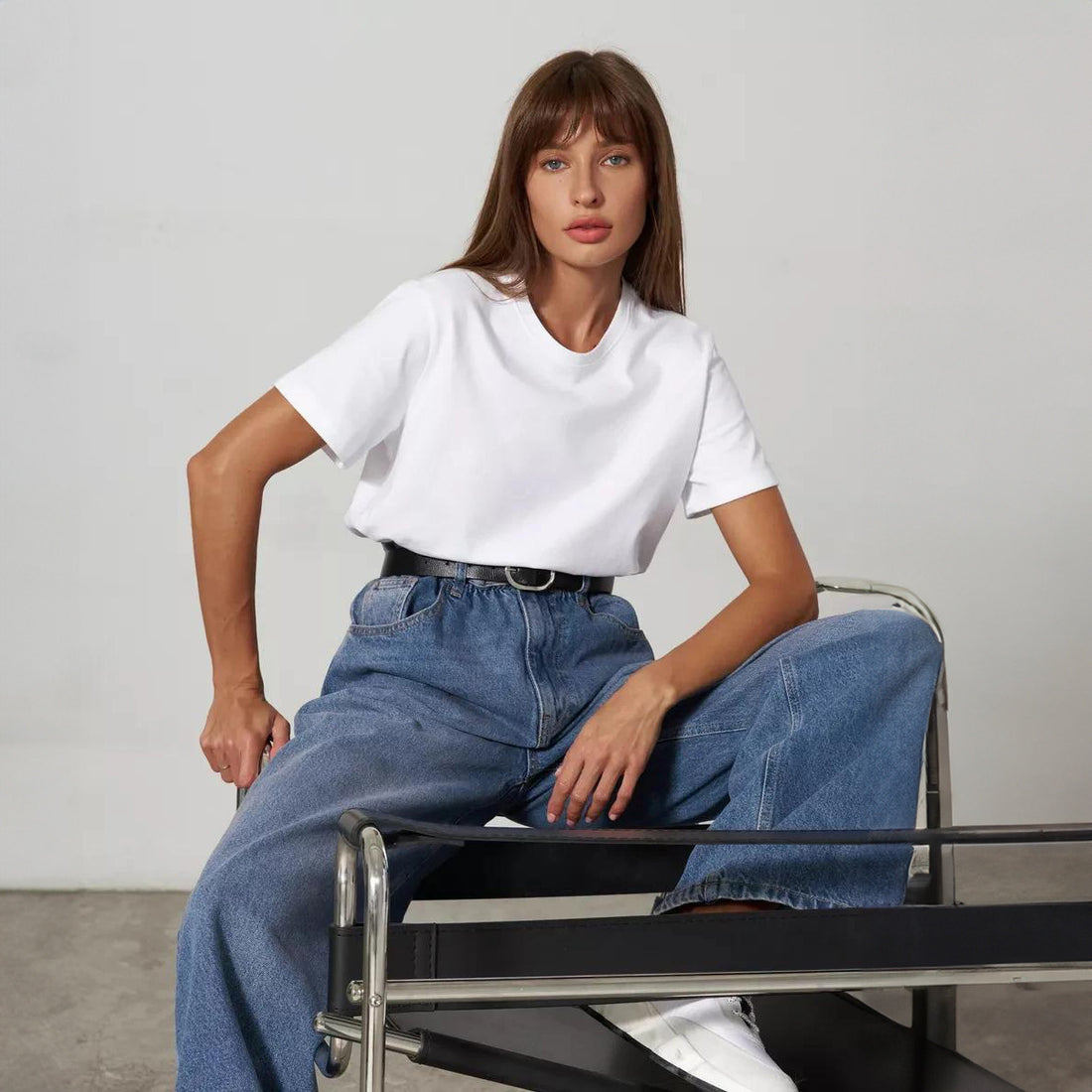 Solid Color Round Neck Loose Short Sleeves Top DP25B439