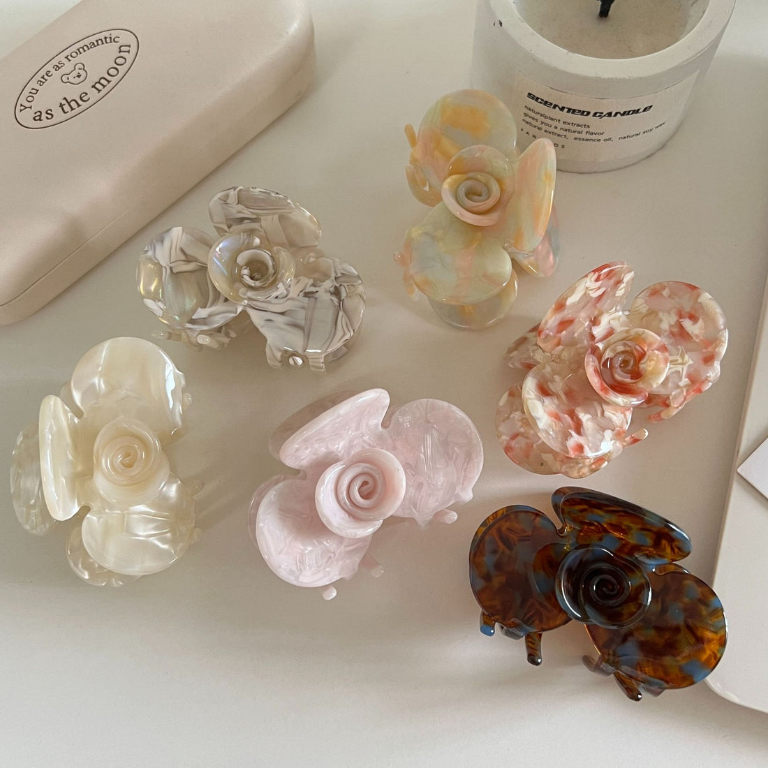 Cute Color Block Camellia Acetate Hair Claw DP25E876