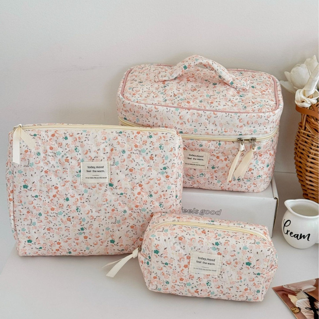 Flower Print Makeup Bag - DippedShop Wholesale - #9347