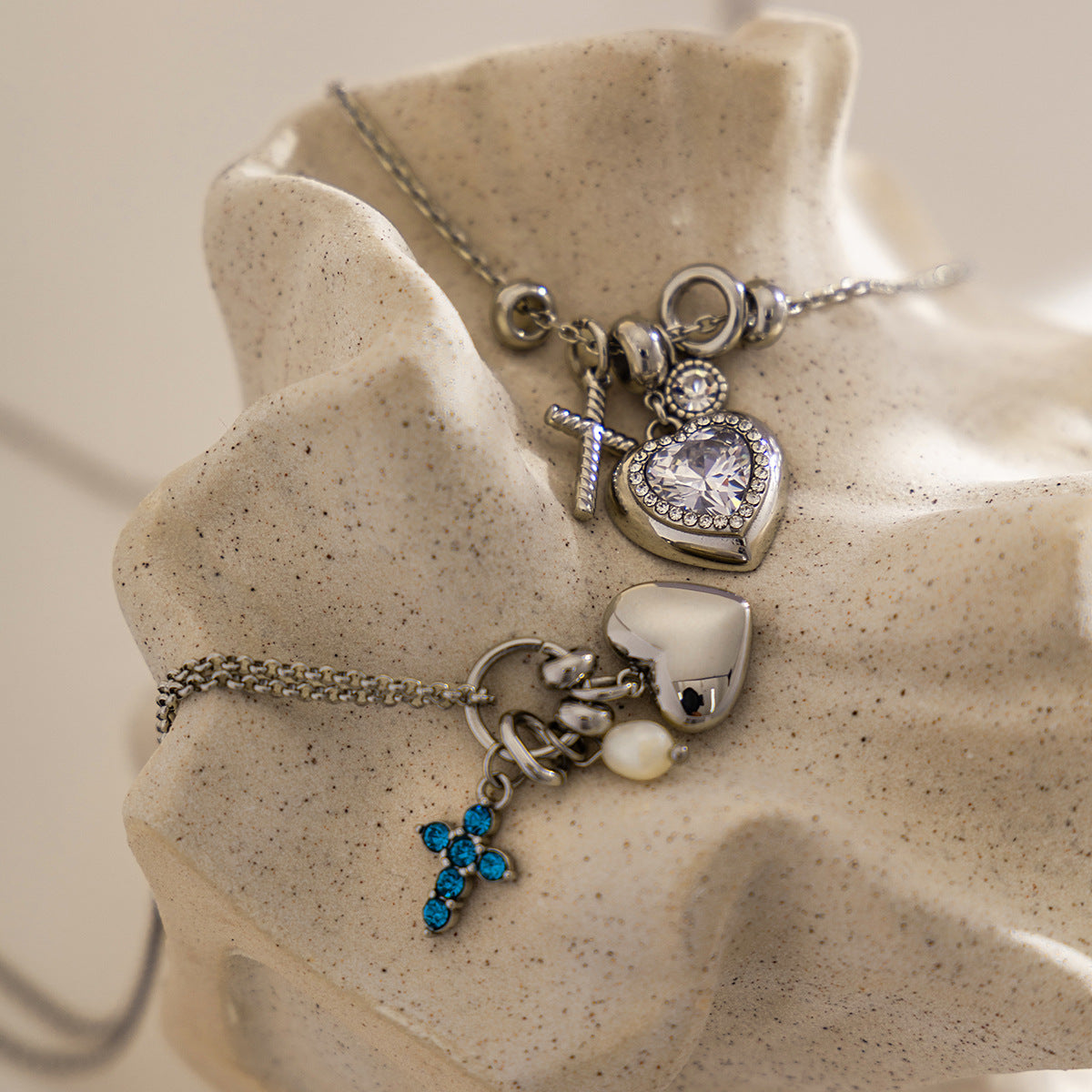 Minimalist Zirconia Heart Cross Pendant Necklace 6W6JNC406L