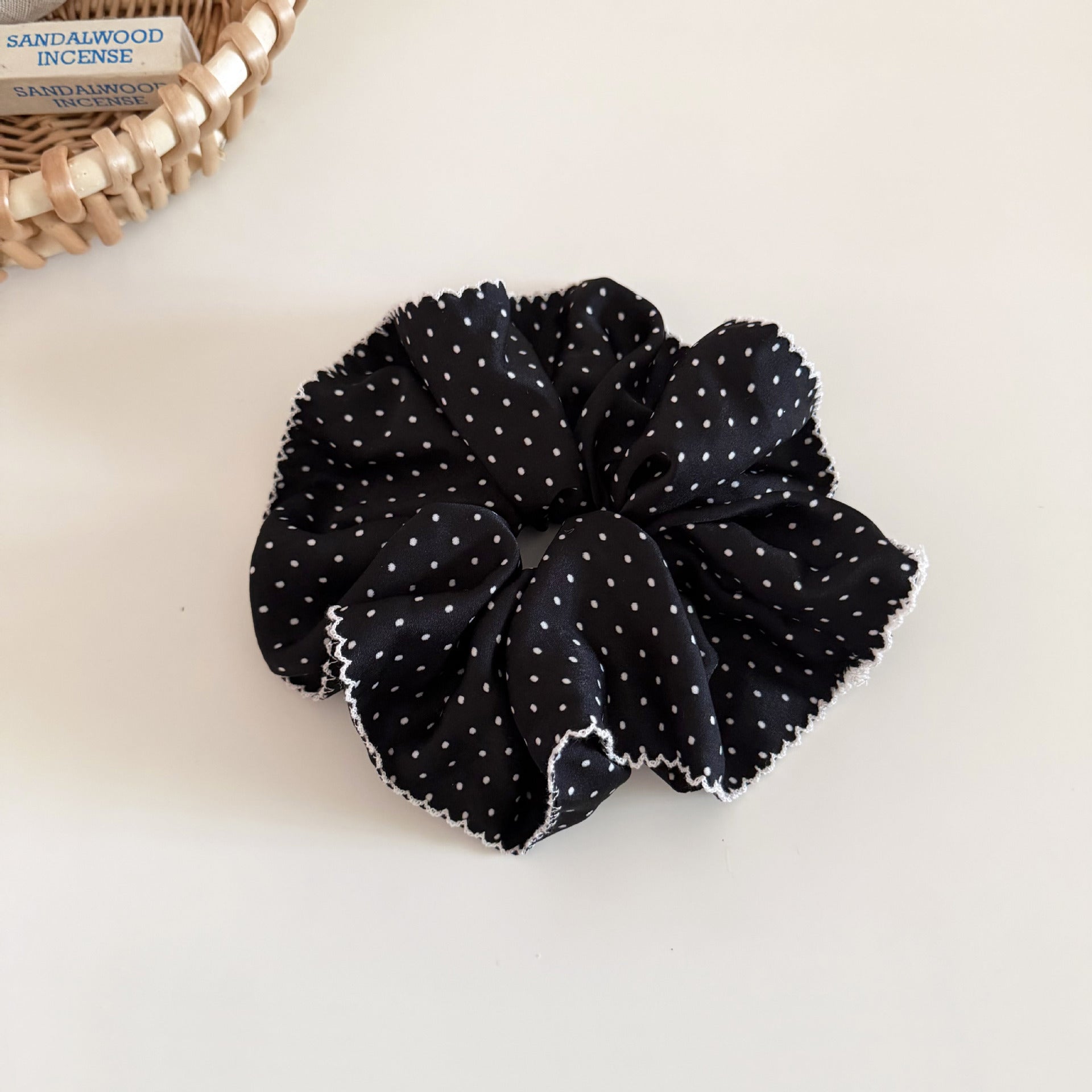Polka Dot Wide Ruffled Hair Scrunchie MK2BLW6W6HSR12