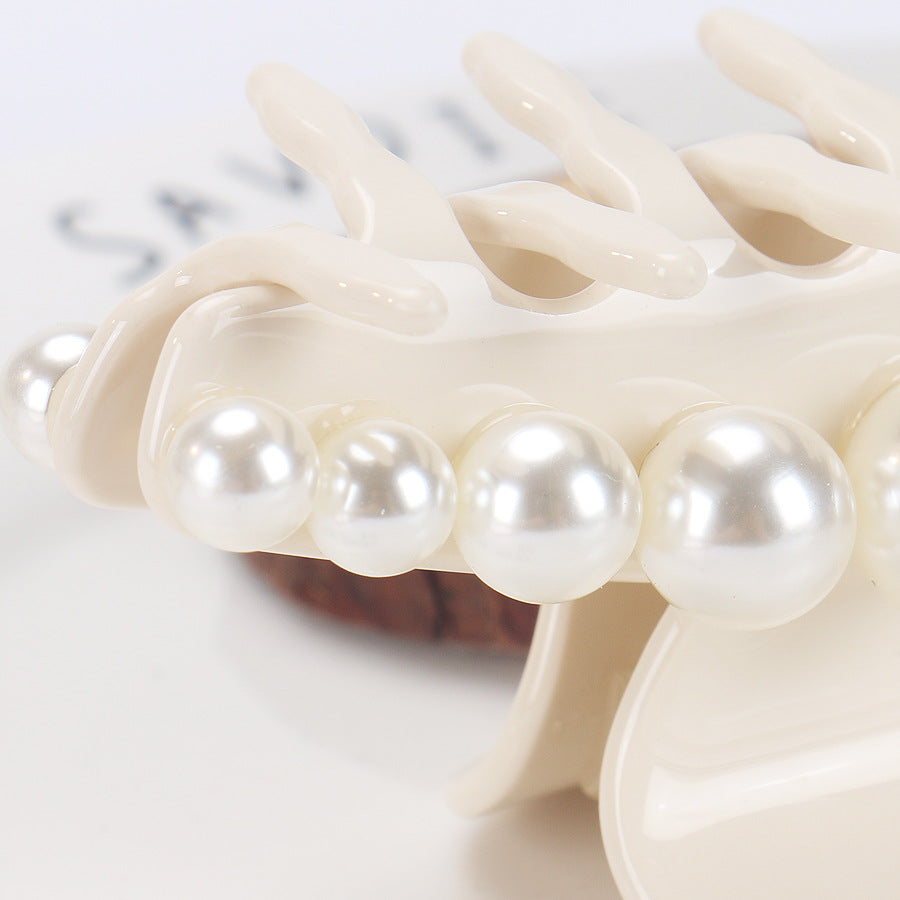 Vintage Big Pearl Acetate Hair Claw MK2PPM6W6HCP356