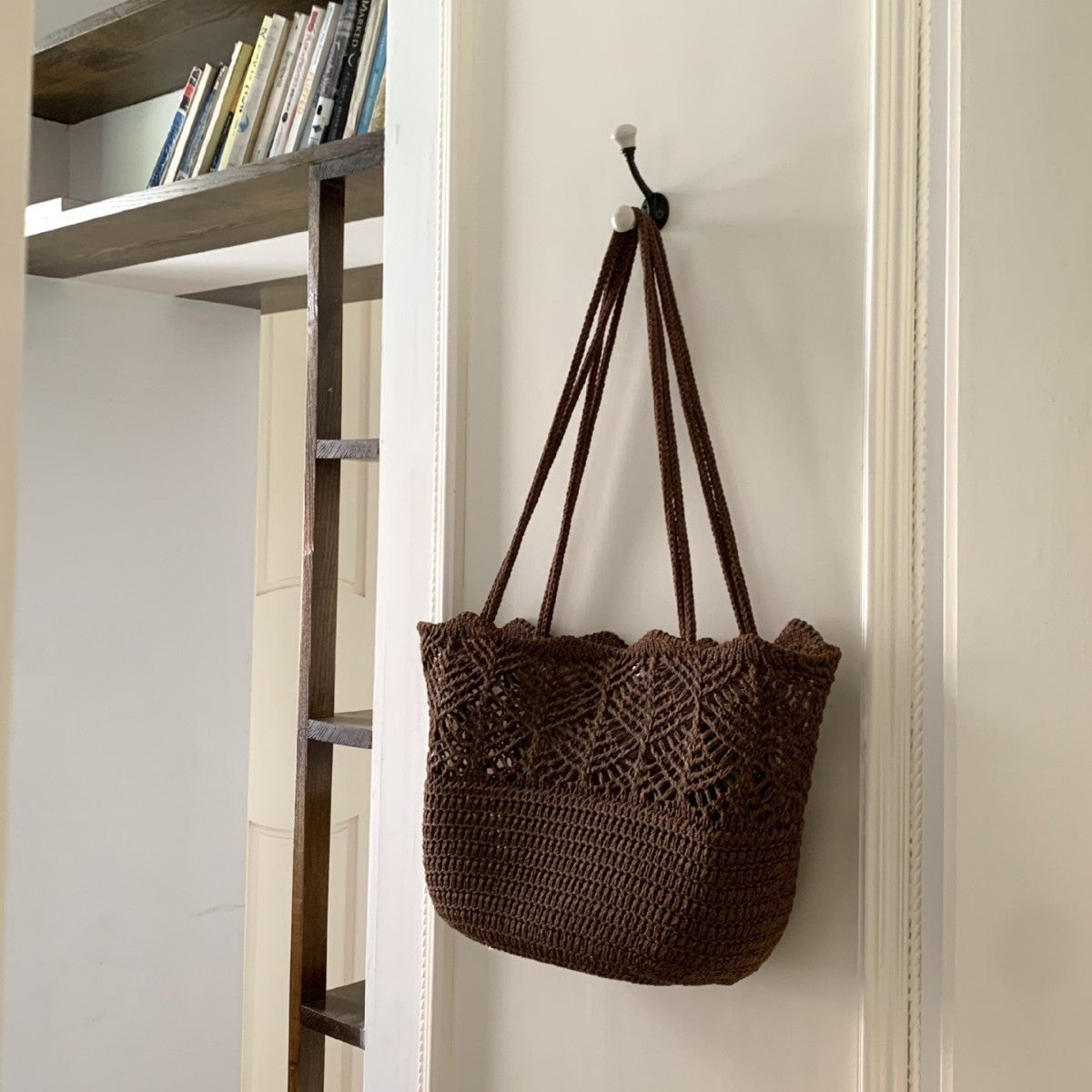 Simple Hollow Out Knit Beach Shoulder Bag 8BW6BBG430T