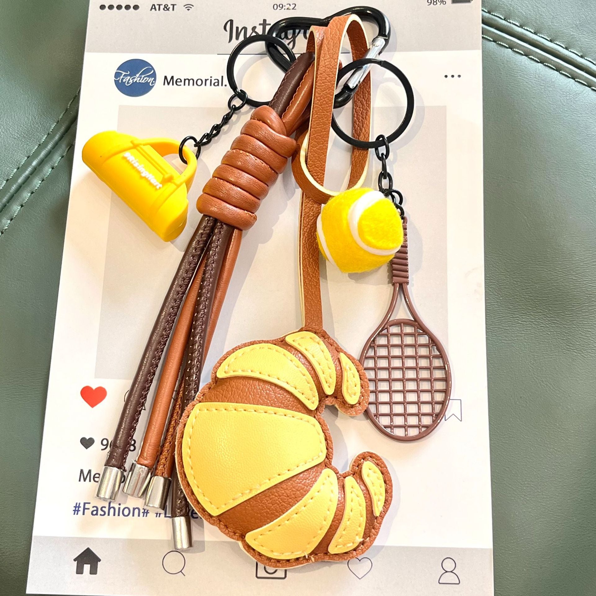 Chic Croissant Star Pendant Keychain Bag Charm 6W10BBC352