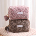 Vintage Leopard Pattern Plush Cosmetic Bag 6C5CO269