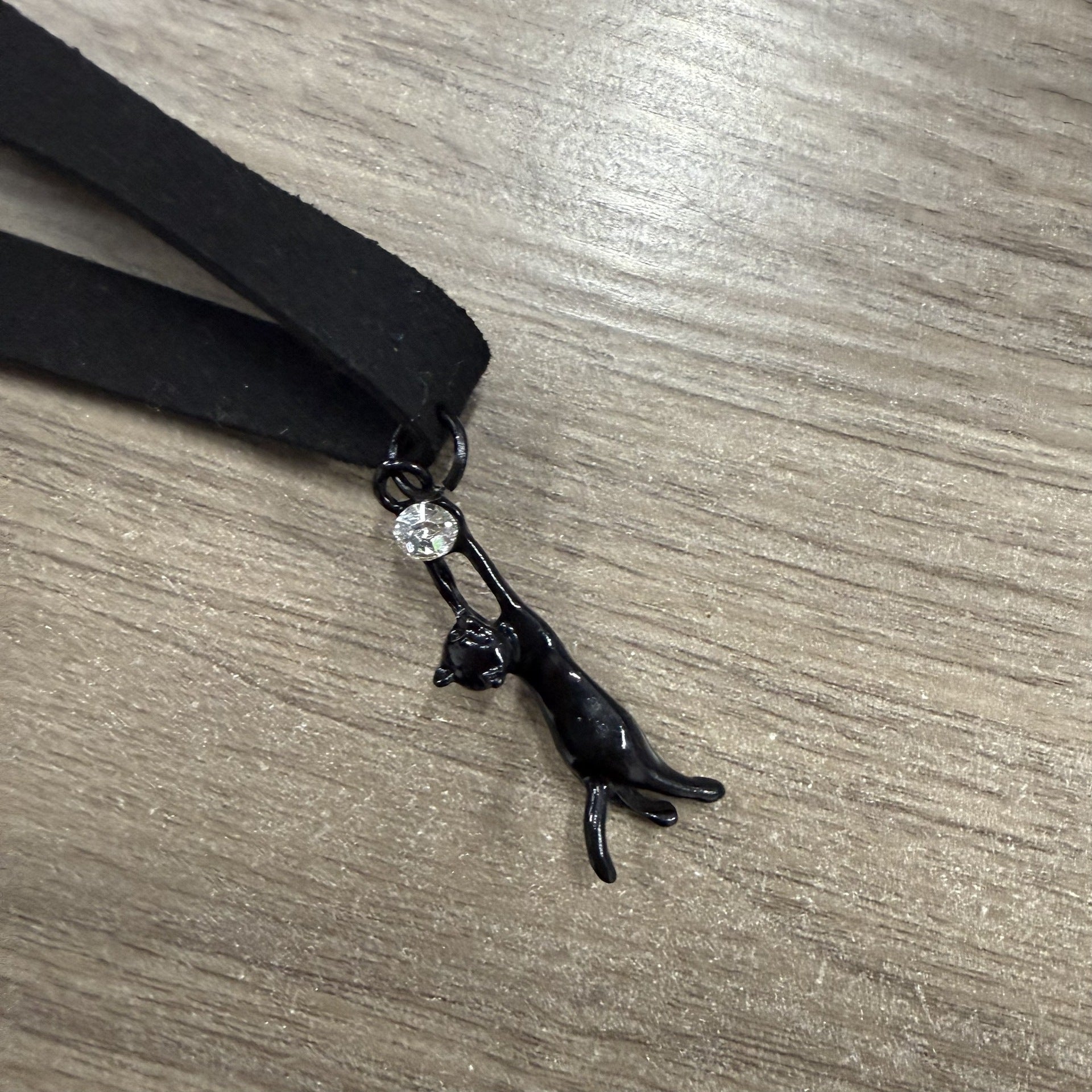 Gothic Style Rhinestone Cat Pendant Choker Necklace 6W6JNC611