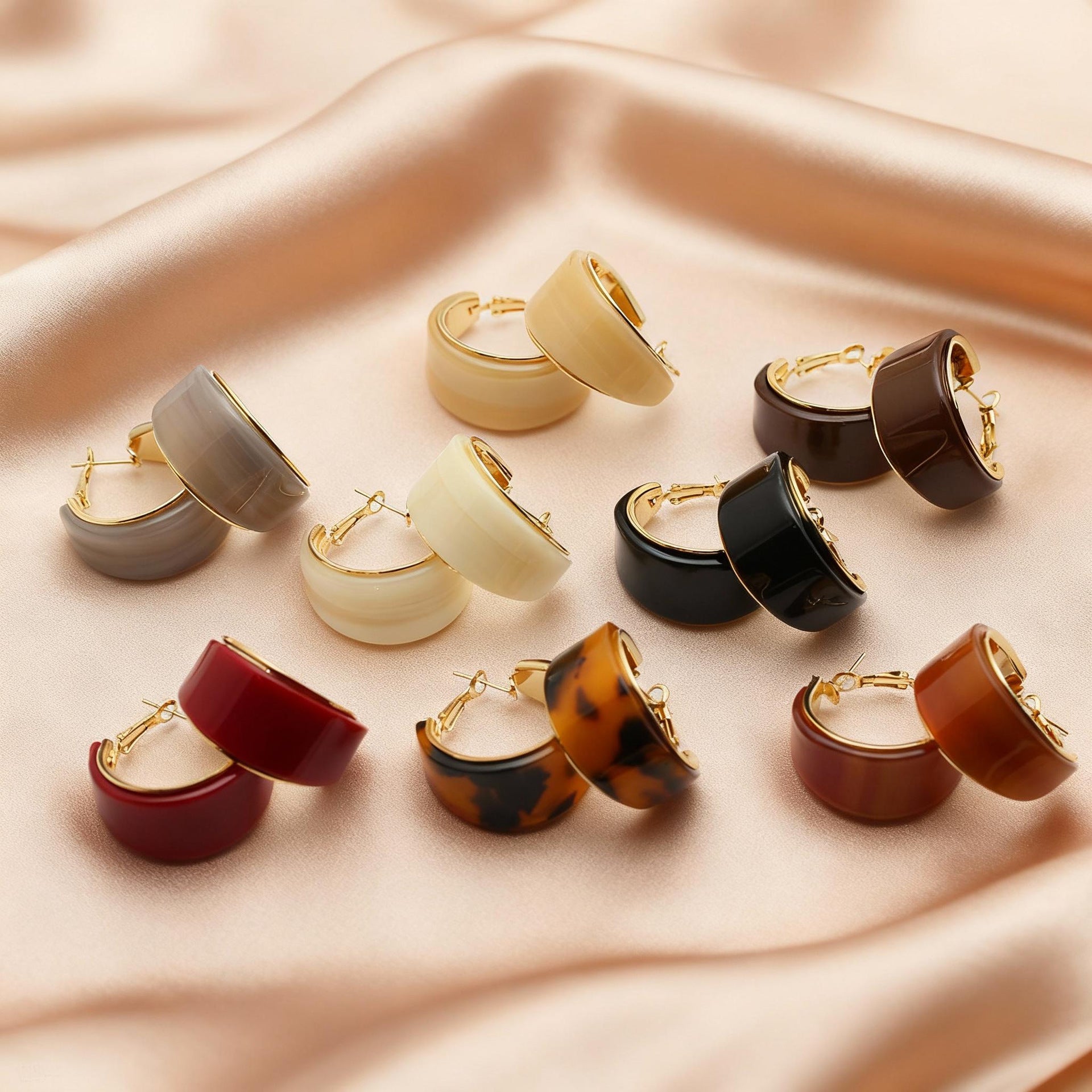 Simple Solid Color Resin Hoop Earrings 6W6JER555