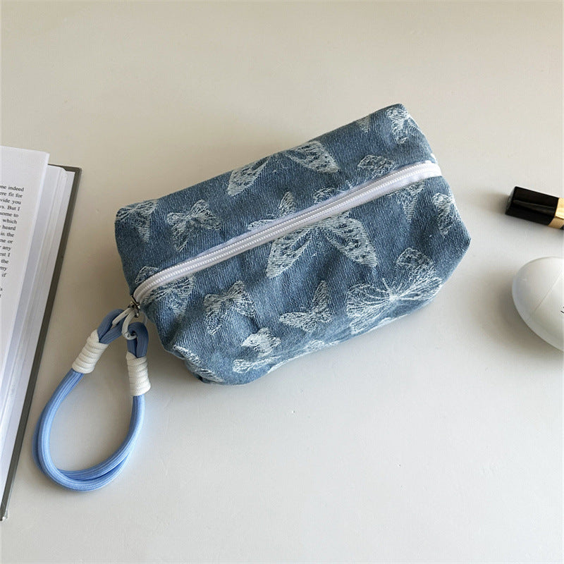 Sweet Plush Heart Large Capacity Cosmetic Bag 6S5CO114