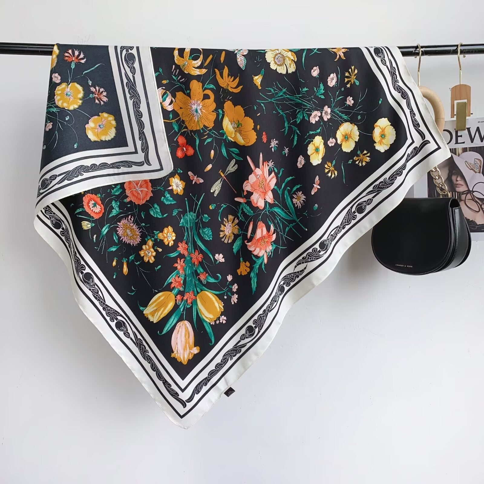 Vintage Floral Print Twill Silk Square Scarf MK2BW6W6NSI03