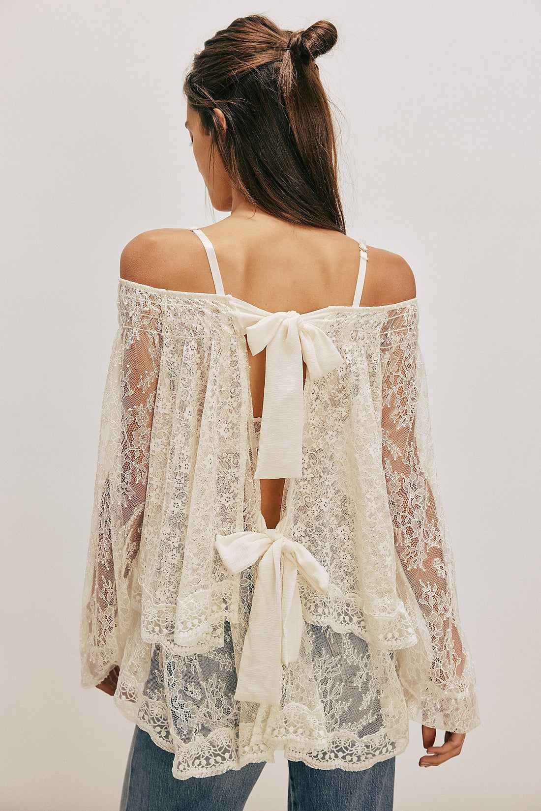 Elagant Off-Shoulder Double-Layer Lace Top DP25D878