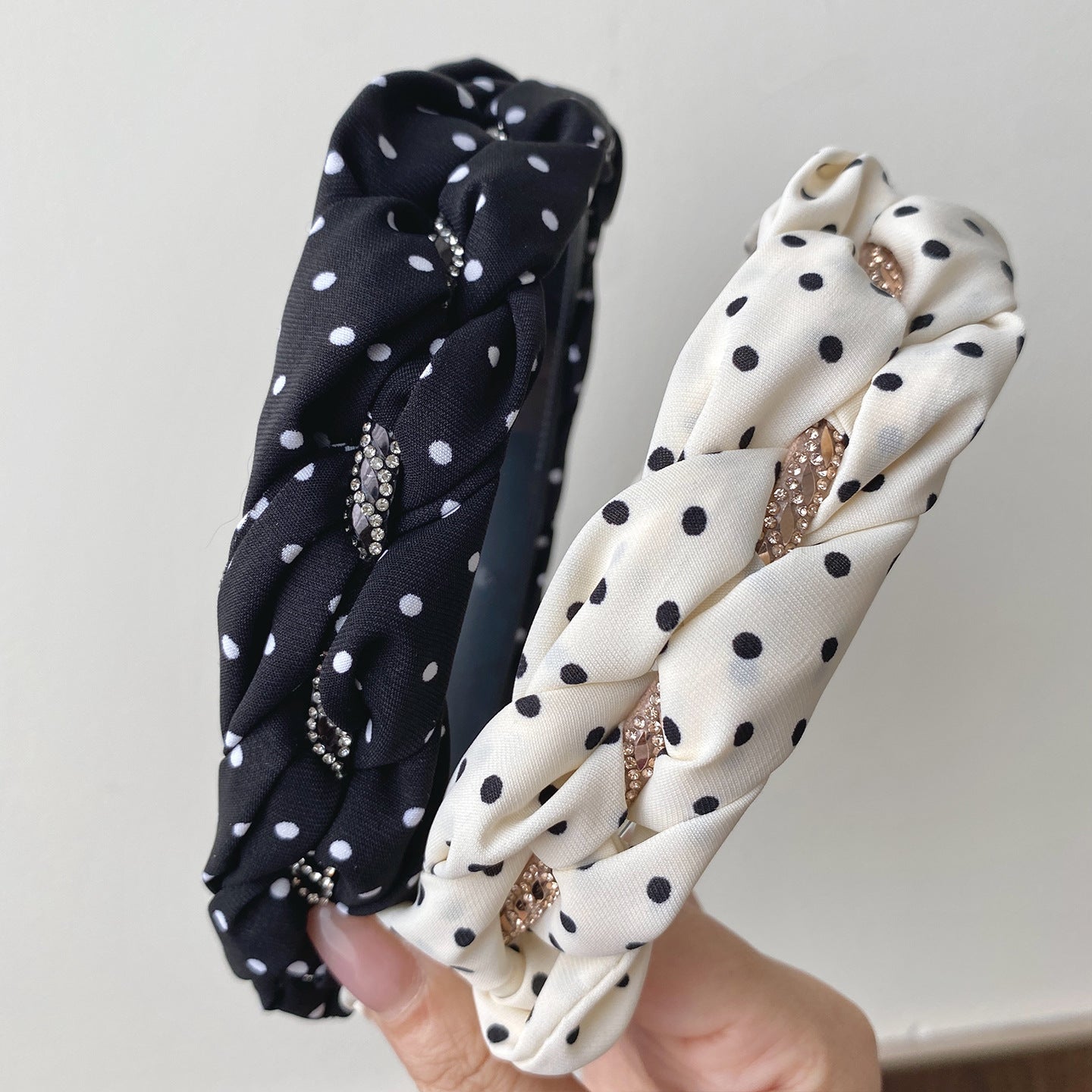 Vintage Polka Dots Rhinestones Woven Twist Headband MK2SPM6W6HBD21