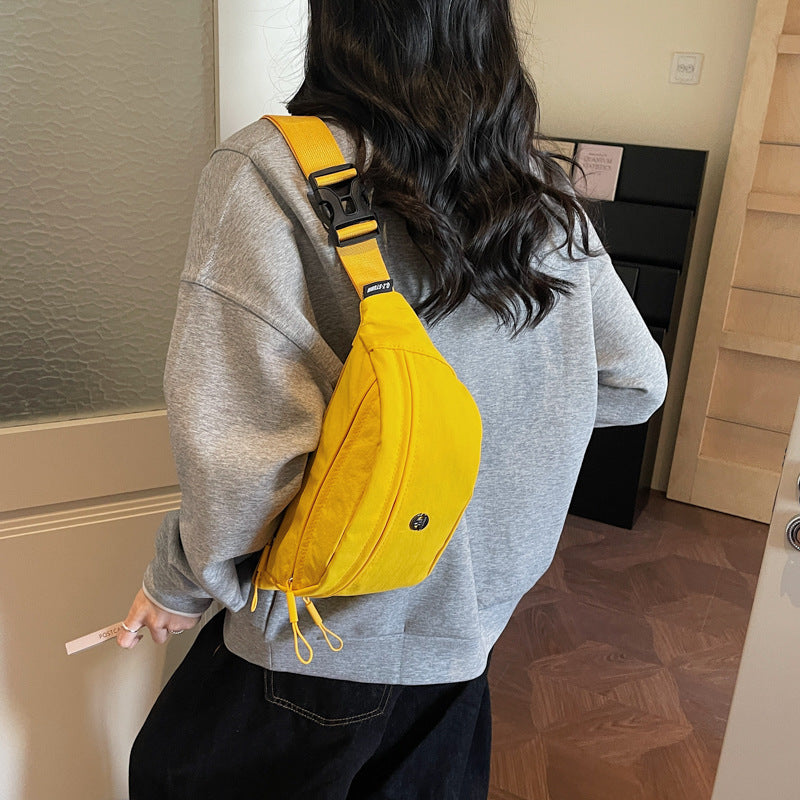 Simple Solid Color Nylon Outdoor Crossbody Bag 6W10BBG1399