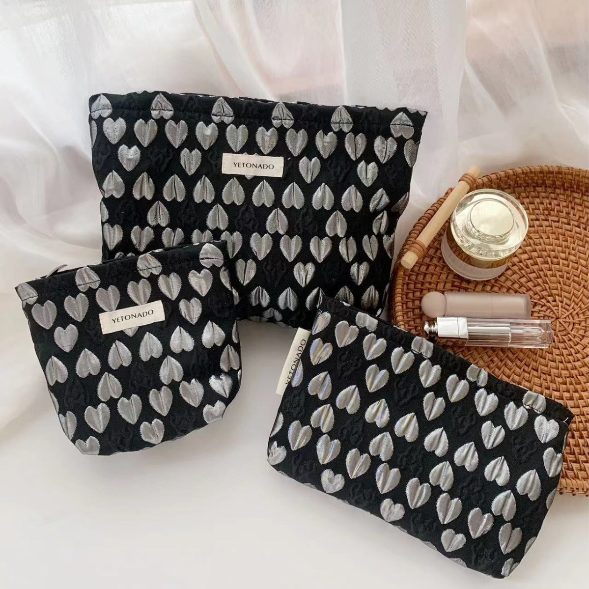 Cute 3D Heart Print Outdoor Portable Cosmetic Bag 6S10BOB1109