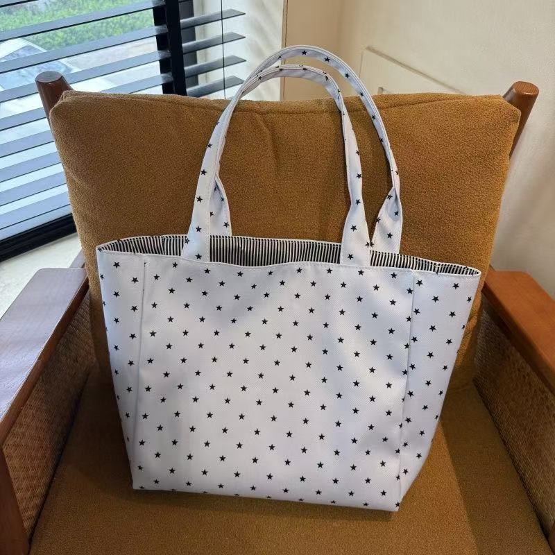 Stylish Star Print Large Capacity Tote Bags 6W10BBG1950