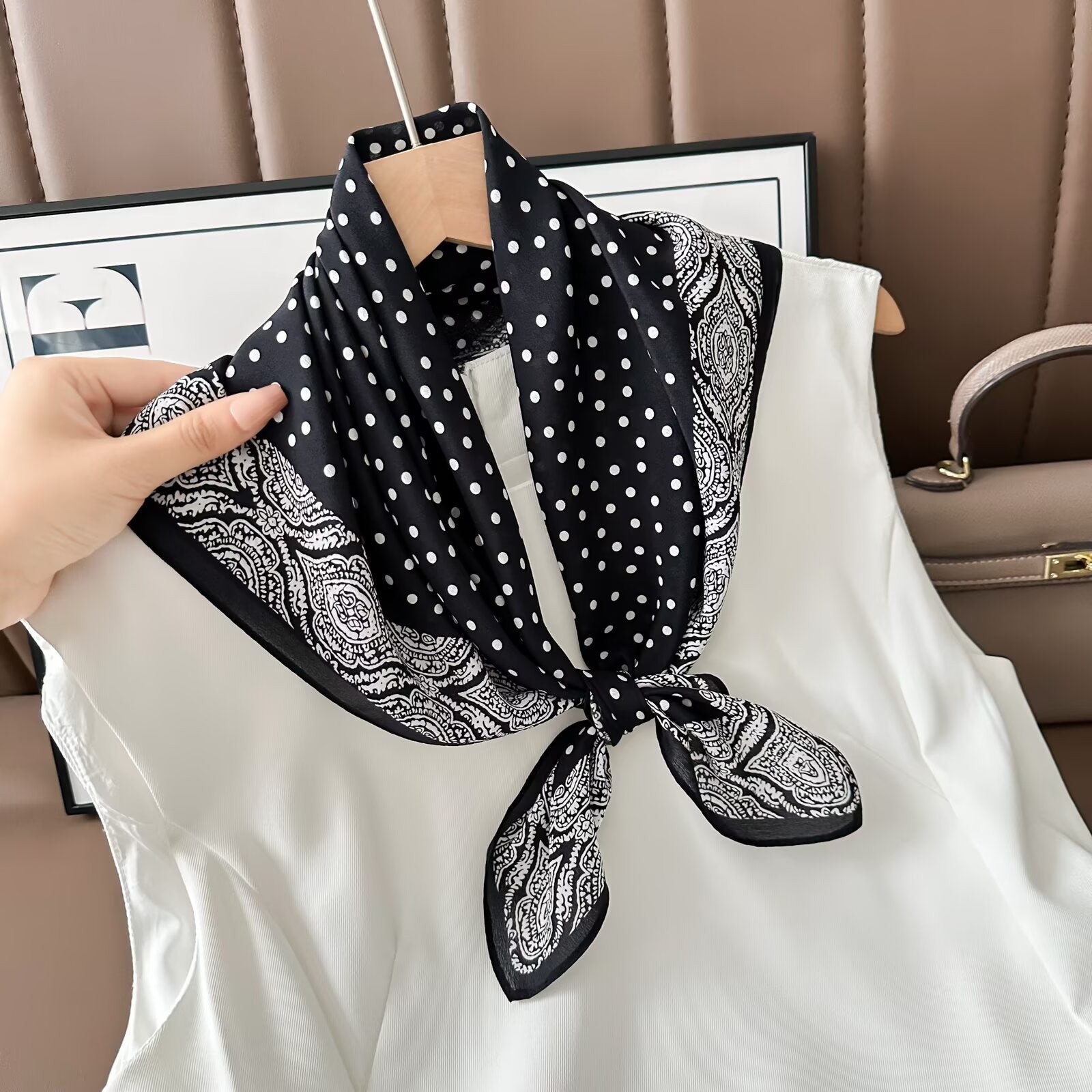 Paisley Print Luxury Mulberry Silk Square Scarf MK2BW6W6NSI04