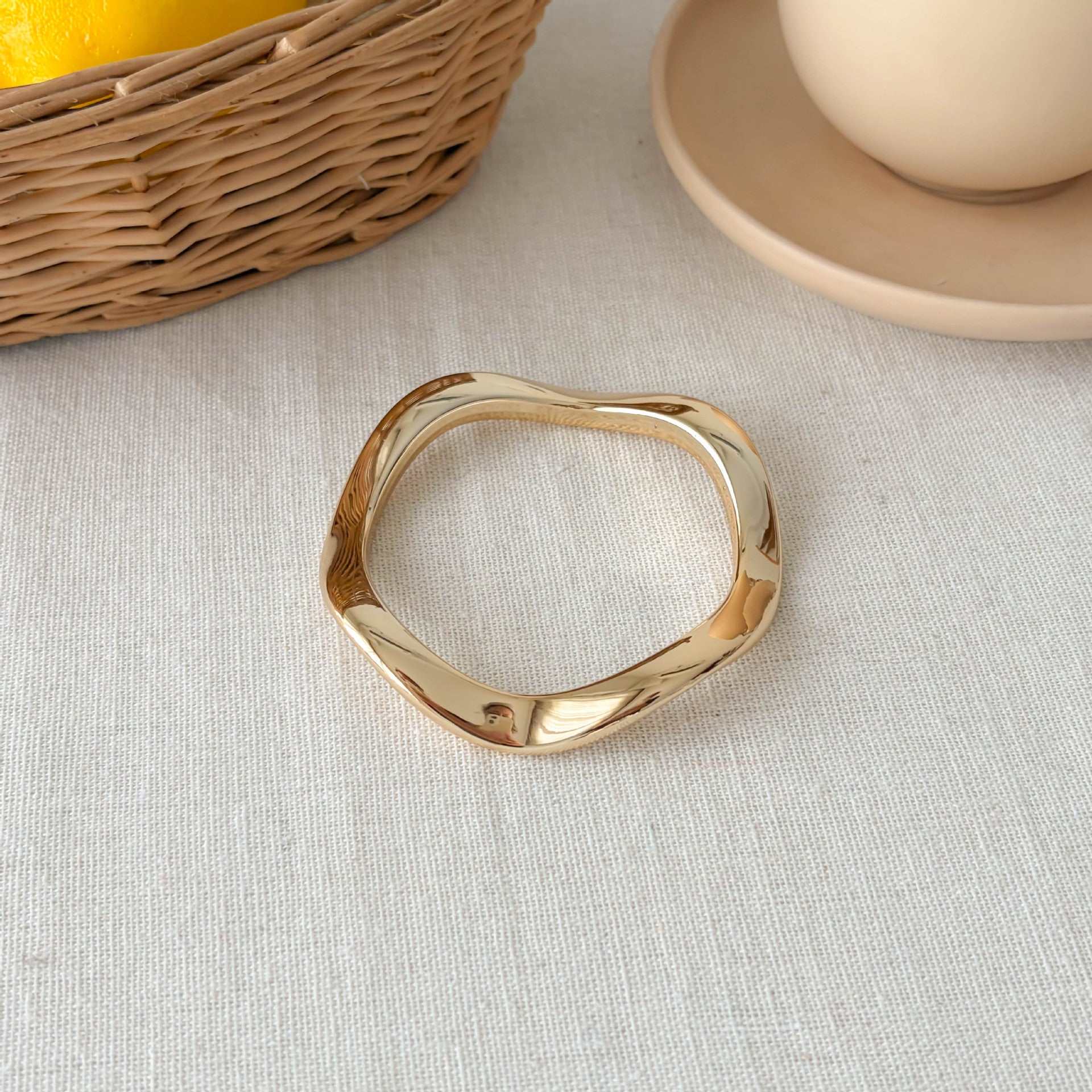 Chunky Gold Plated Irregular Statement Open Bracelet 6W6JBR582