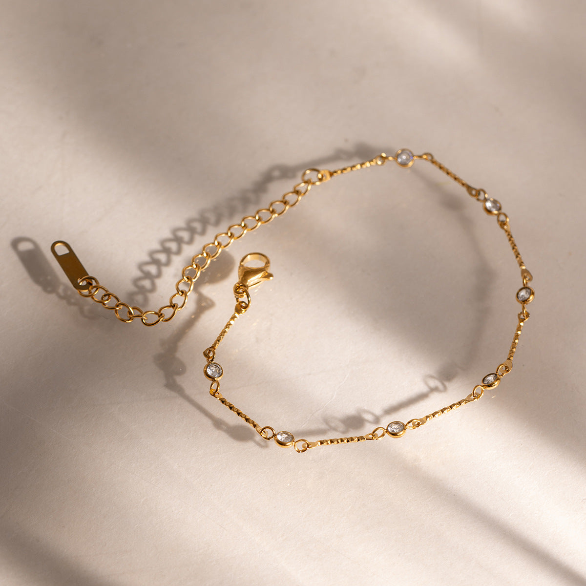 Elegant Cubic Zirconia Gold Plated Chain Bracelet 6W6JBR349
